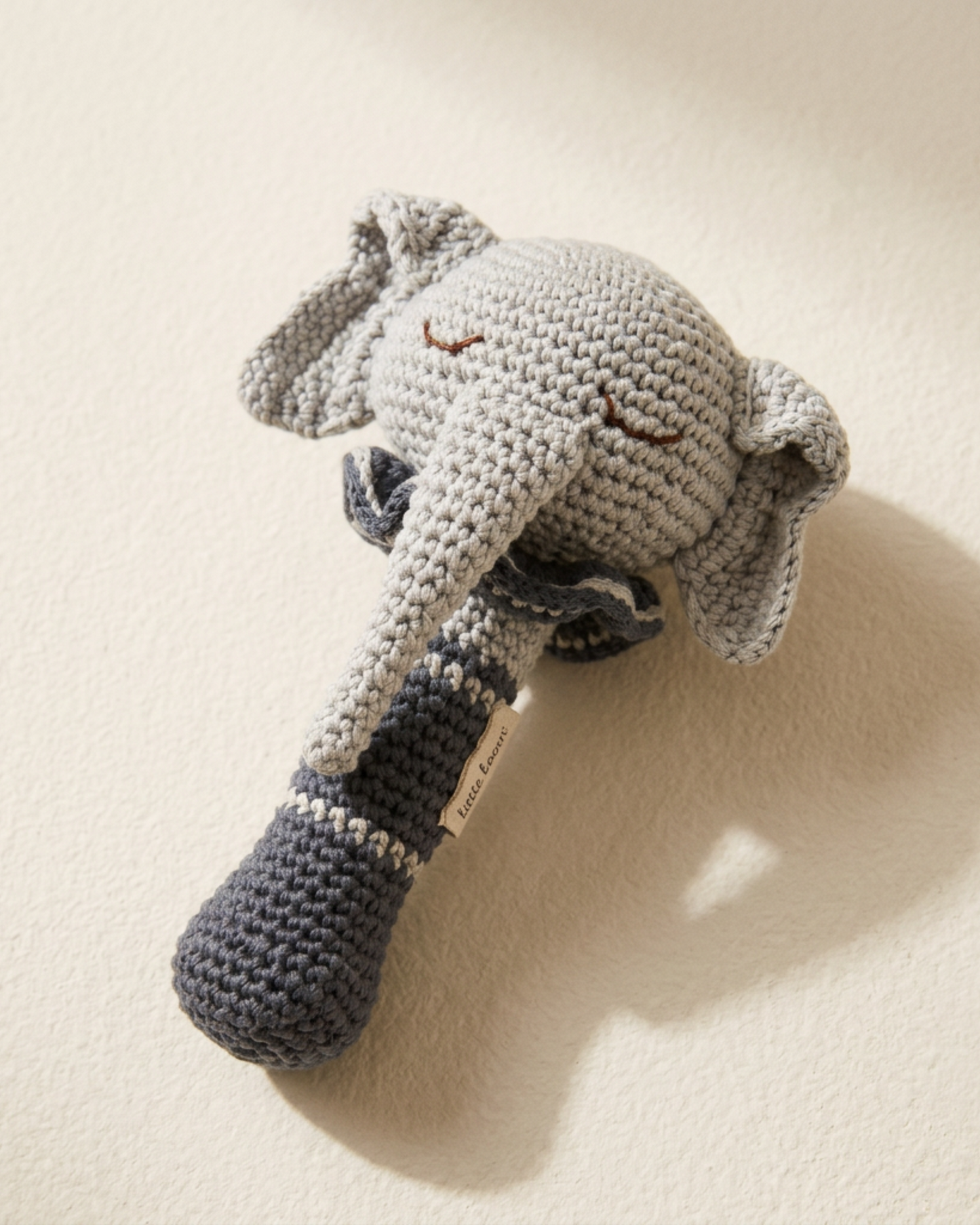 Skallra, elefant