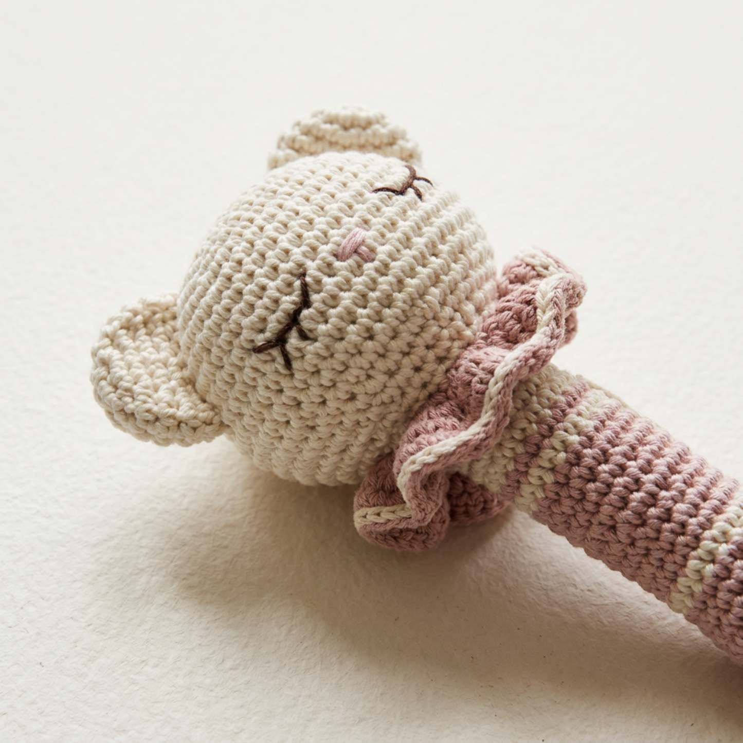 Skallra, teddy