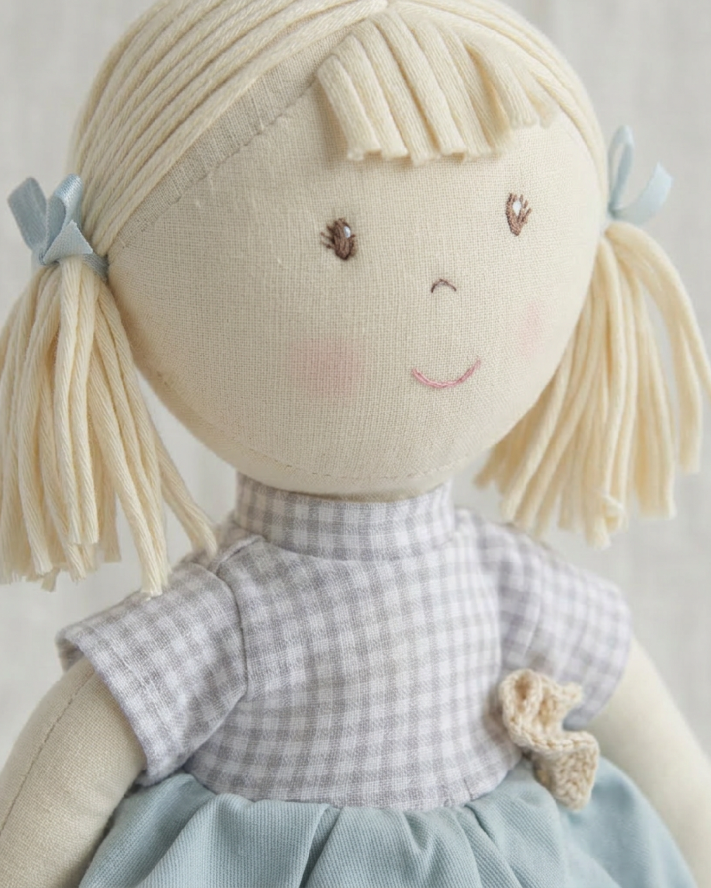 Dockan Emma 38 cm