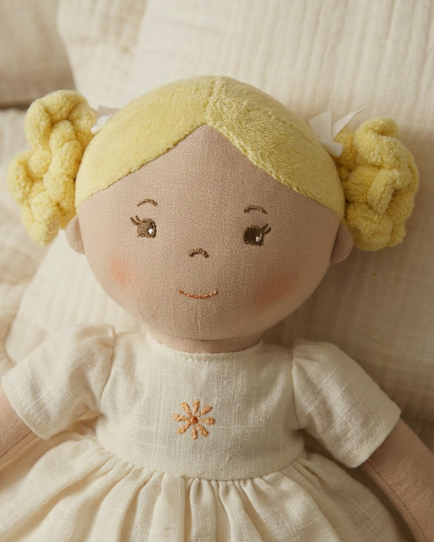 Dockan Bella 45 cm