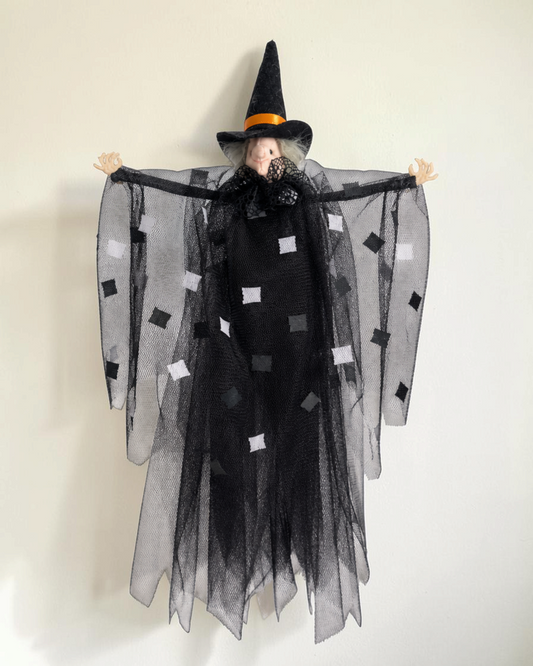 Hängande häxdekoration till Halloween